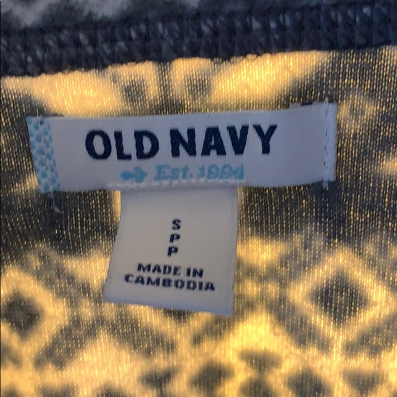 Old Navy Winter Fleece - Picture 3 of 4